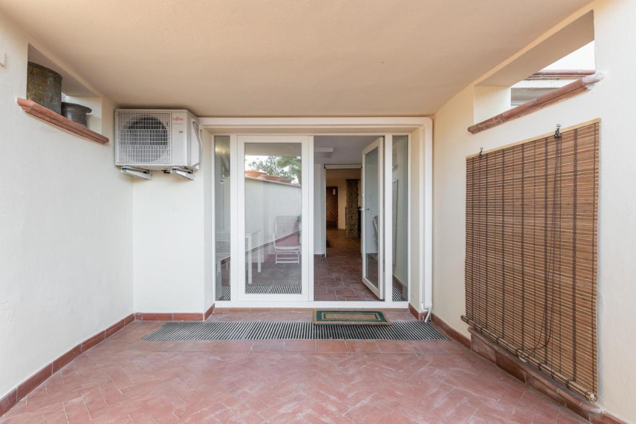 La Casa Davanti Al Mare Quartu SantʼElena Exterior foto